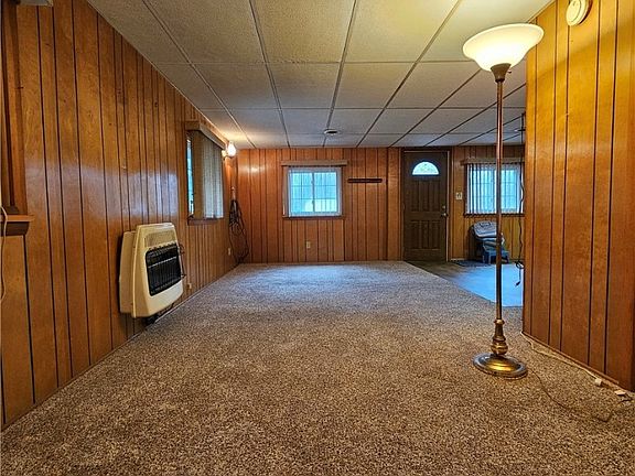 3rd image of 305 Township Road 2450