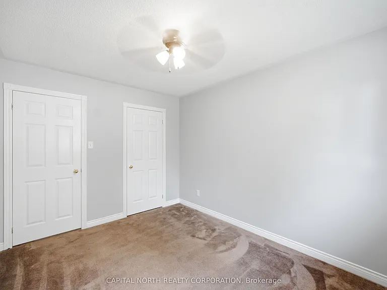 126 Marsellus Dr — Photo 20