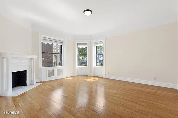 Rented by Citi Habitats | media 10