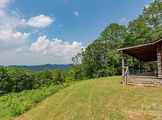 1517 Pilot Knob Rd, Glenville, NC 28736