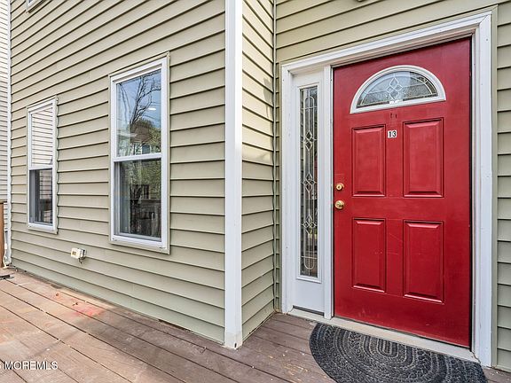 3rd image of 13 Locust Street