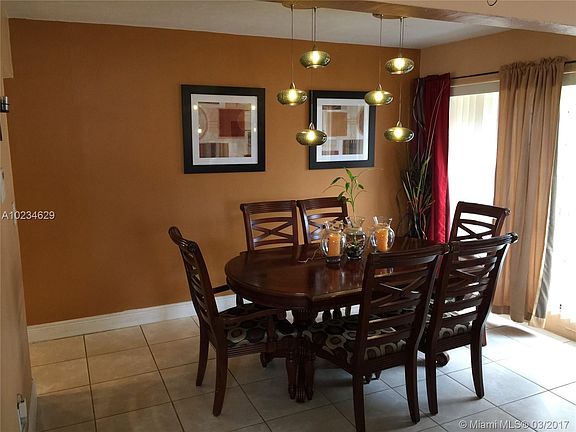 4th image of 16700 SW 101st Ave #16700