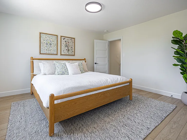 233 Upper Queen St #18 — Photo 27