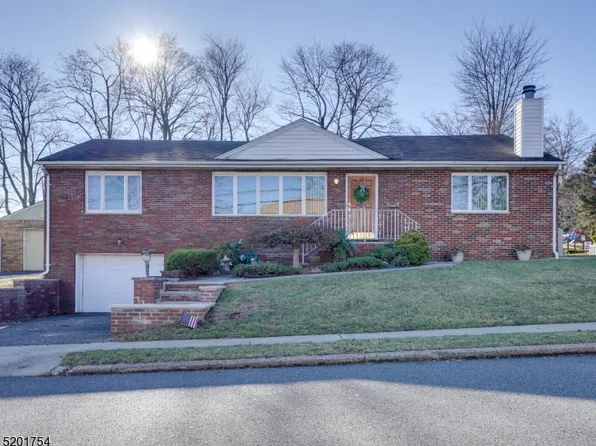 15 Claremont Ave, Totowa Boro, NJ 07512
