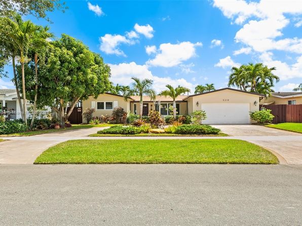 5318 Garfield St, Hollywood, FL 33021