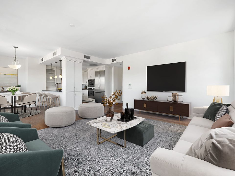 1st image of 10 Byron Pl Unit 501