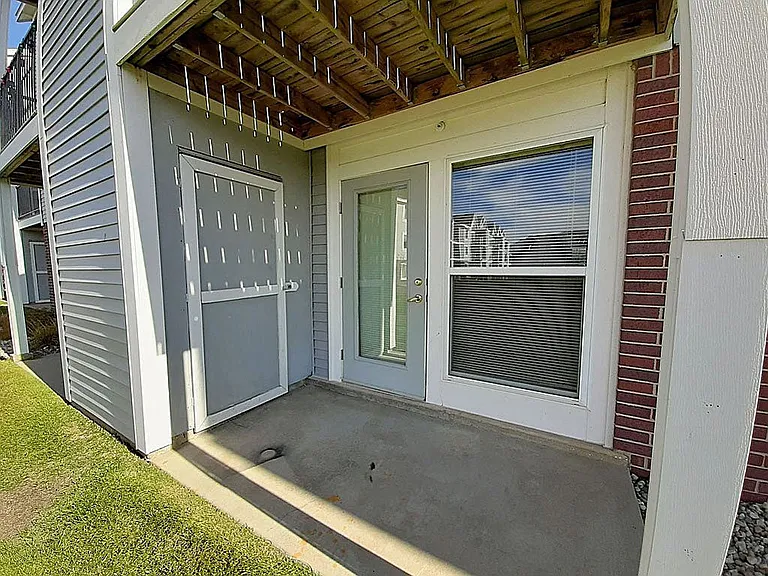 Hunters Pond Apartment Homes — Photo 10