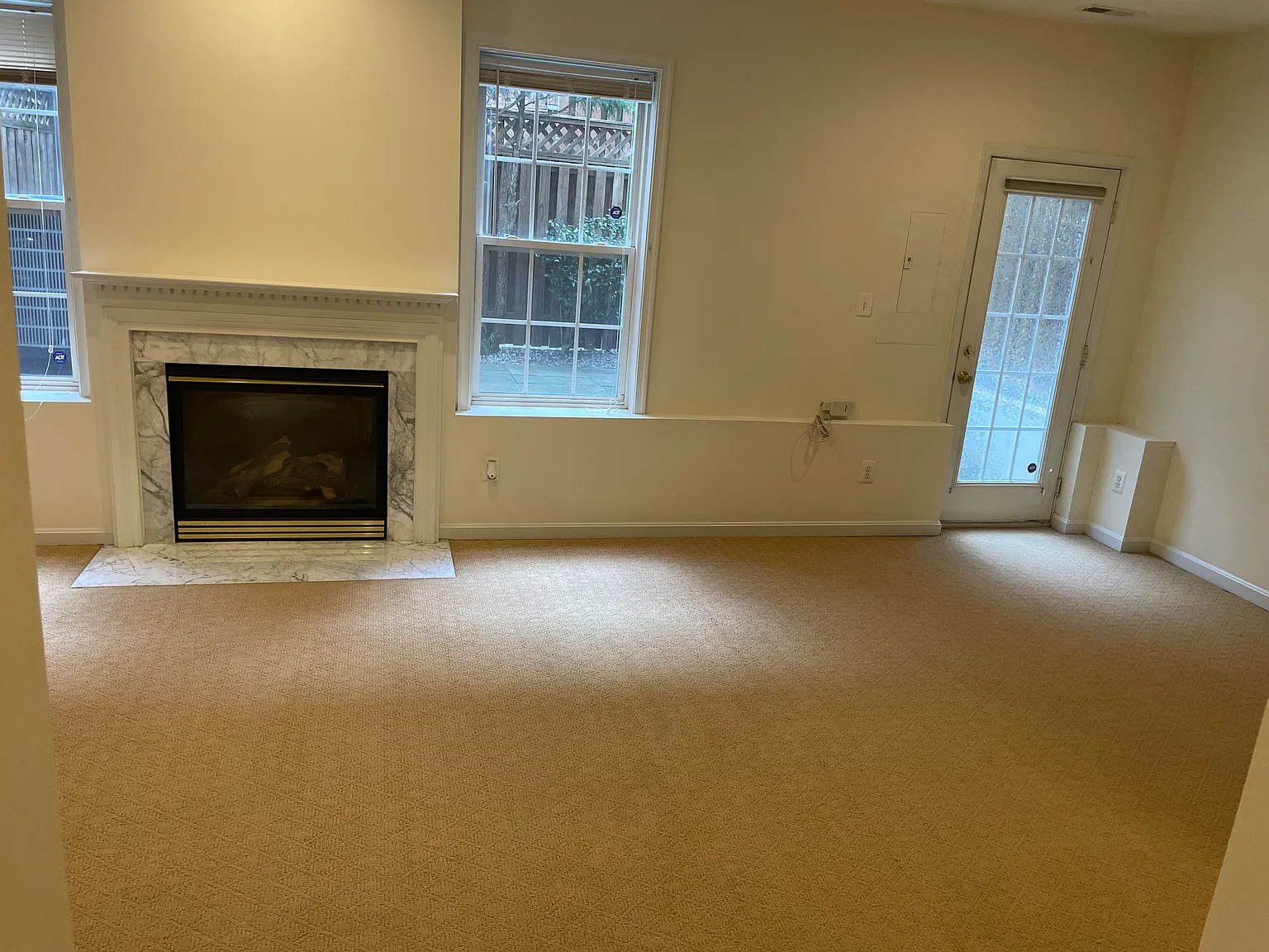 3 bed, 3.5 bath, 1756 sqft, $3,750 — Photo 3