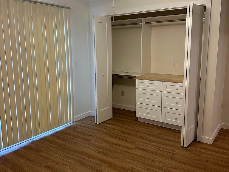 4436 Stratfordshire Ct — Photo 6