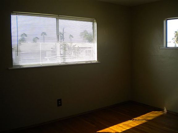 891 Ash Ave. 10-22-13 003