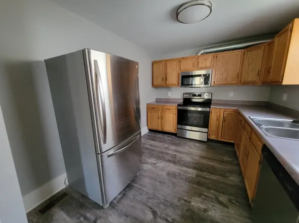 1225 Neosho St, Emporia, KS 66801