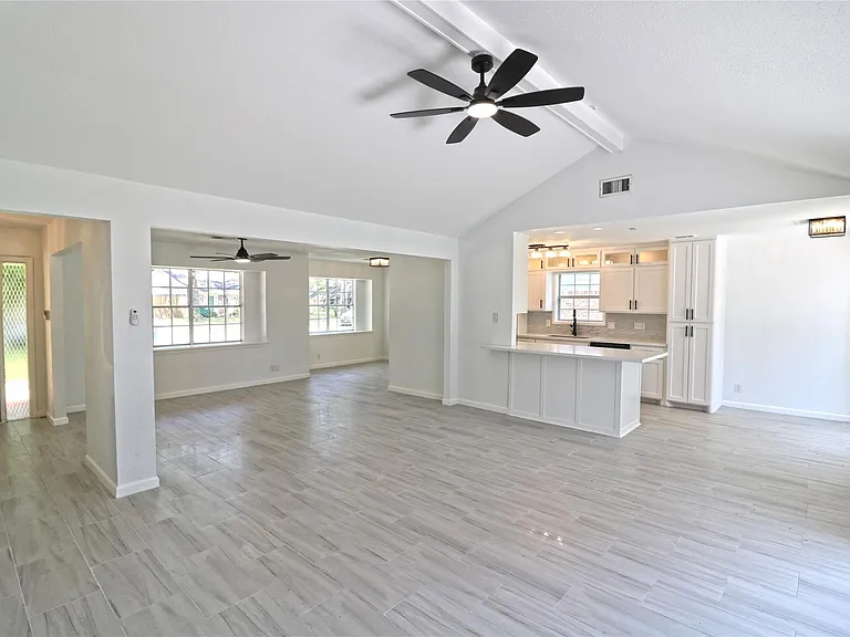 9211 Blankenship Dr — Photo 11