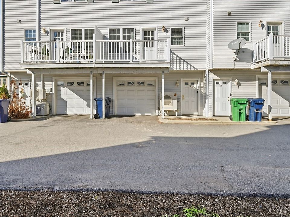1st image of 61 Pine St #13