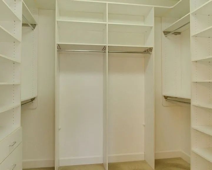 8568 Sand Point Way NE — Photo 34