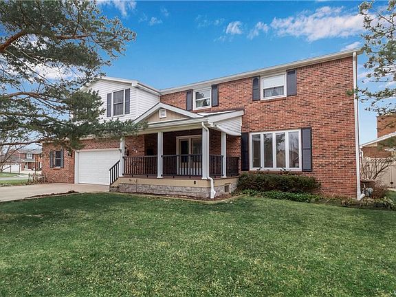 2nd image of 106 Welwyn Cir