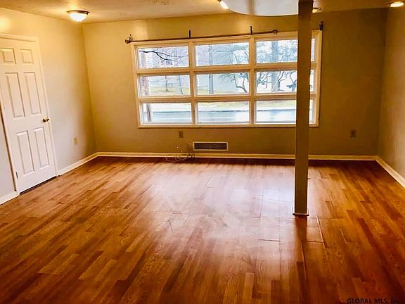 3rd image of 913 Nott St Floor 1