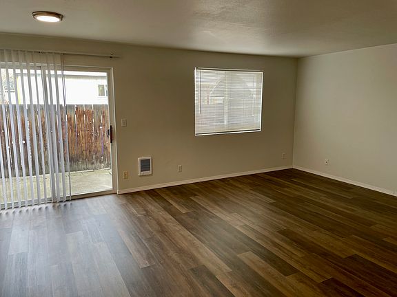 4th image of 807 NW 10th St