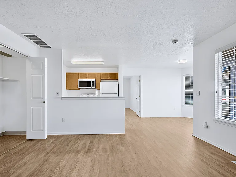 5775 N Garrett St #102 — Photo 18