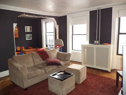 Rented by L.Nelson & Associates | media 8