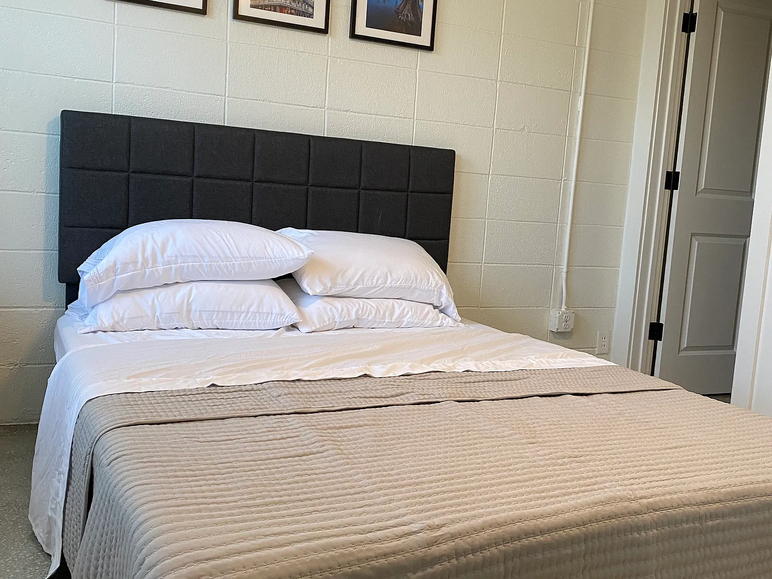 Studio Arms Apartments — Photo 4