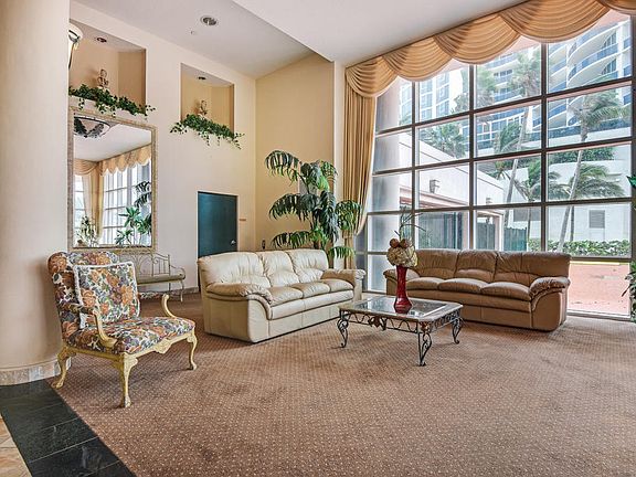 4th image of 17275 Collins Ave APT 1003