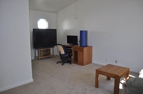 4th image of 1715 Spring Creek Dr