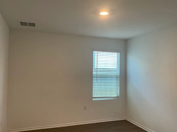 4th image of 1053GOOD Steinbeck Dr #1