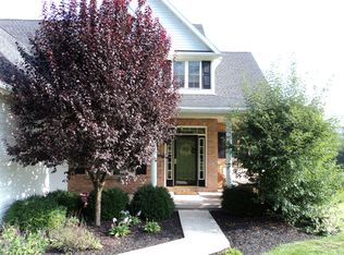 45 Grey Hawk Dr, Orwigsburg, PA 17961