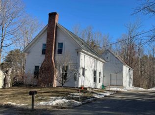 44 Middleton Rd, Wolfeboro, NH 03894