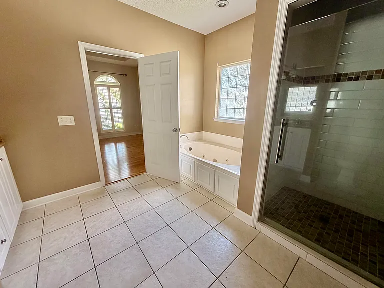 235 Wellington Pl — Photo 10