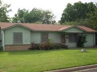 3741 Earle Dr, Haltom City, TX 76117