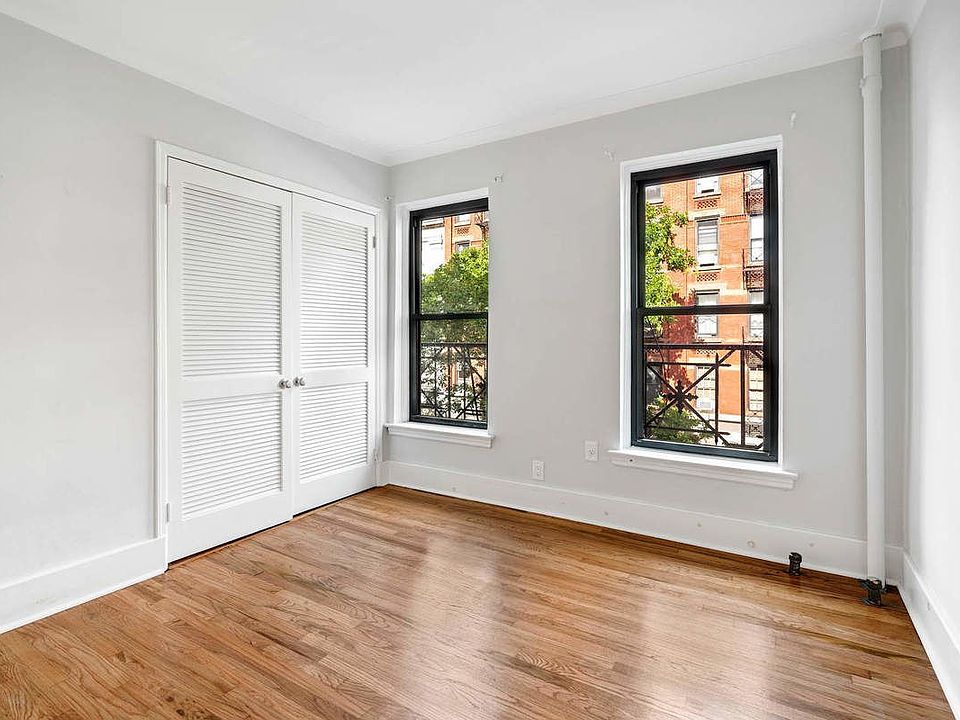 1st image of 208 E 84th St #D3