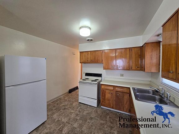 4th image of 4333 Ryan Ave