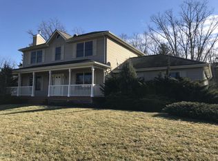 315 Autumn Ln, Stroudsburg, PA 18360