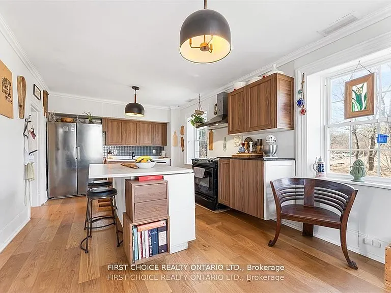 8 Campbell Reid Ct — Photo 7