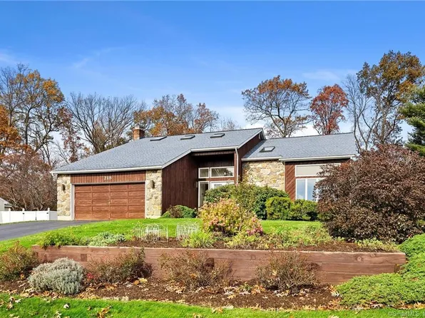 218 Lisa Drive, South Windsor, CT 06074