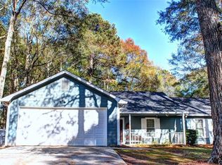 2140 Huntington Dr, Loganville, GA 30052