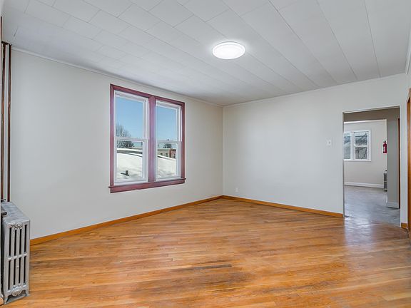4th image of 280 Avenue C Floor 2