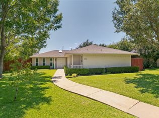1032 Cherrywood Ln, Carrollton, TX 75006