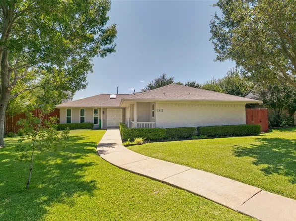 1032 Cherrywood Ln, Carrollton, TX 75006