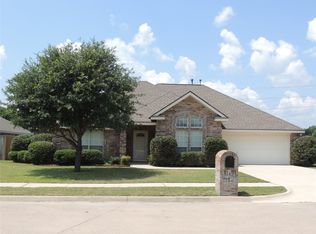 8149 Wendy Ln, Benbrook, TX 76116