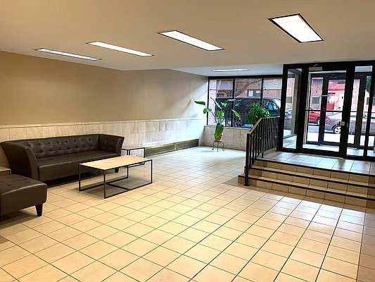 Rented by Otto Nielsen Realty | media 21