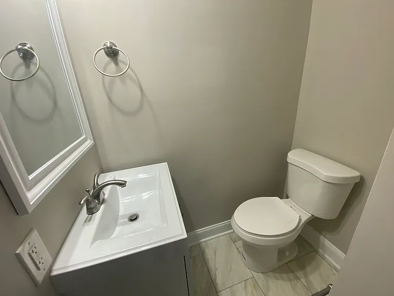 4758 Langston Blvd #C — Photo 15