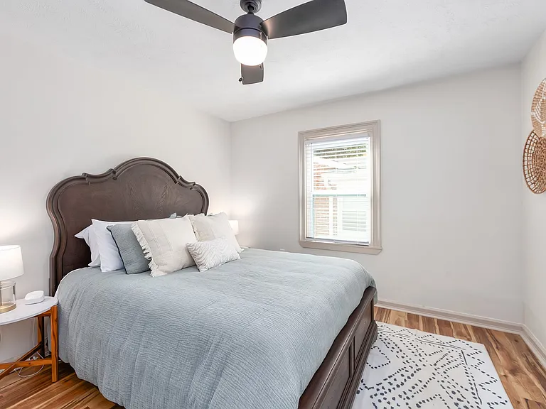 110 Westwood Ave — Photo 12