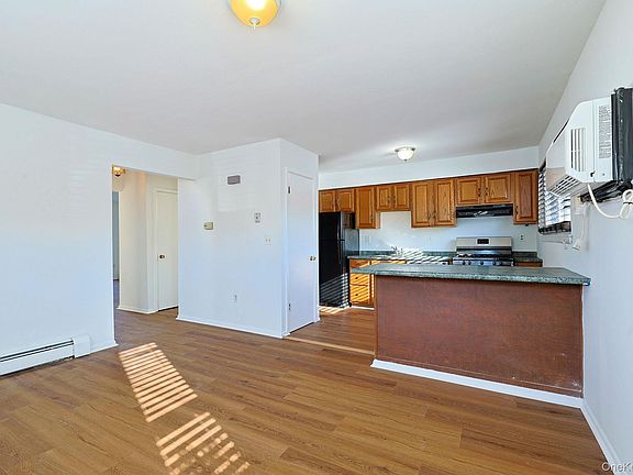 3rd image of 25 Pierces Rd APT 22