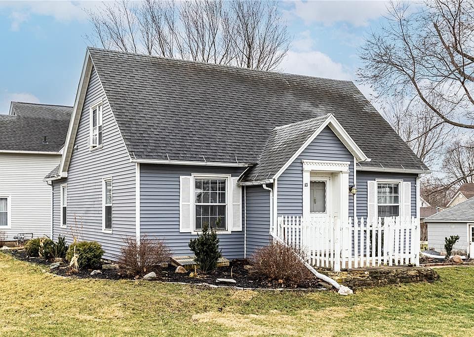 101 Main St, Lowden, IA 52255 MLS 2202942 Zillow