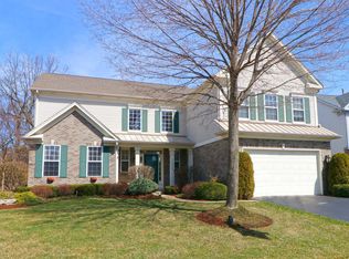 34008 N Wooded Glen Dr, Grayslake, IL 60030