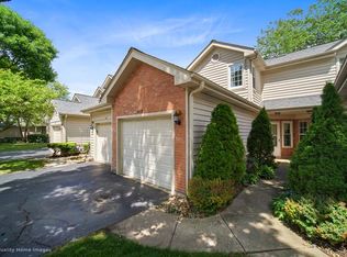 1419 Golfview Dr, Glendale Heights, IL 60139