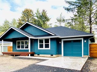 534 Quinault Ave SE, Ocean Shores, WA