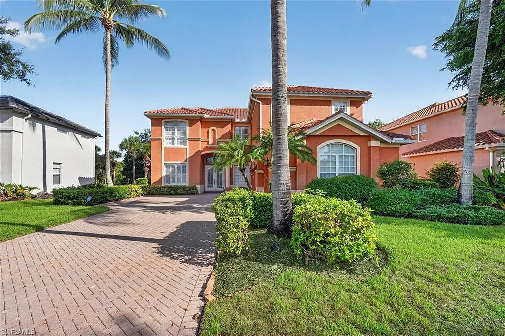 4 bed, 3.0 bath, 3732 sqft, $4,500 — Photo 1